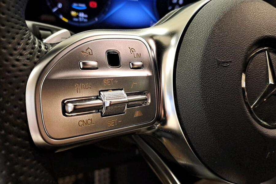 Mercedes-Benz EQC vaihtoauto