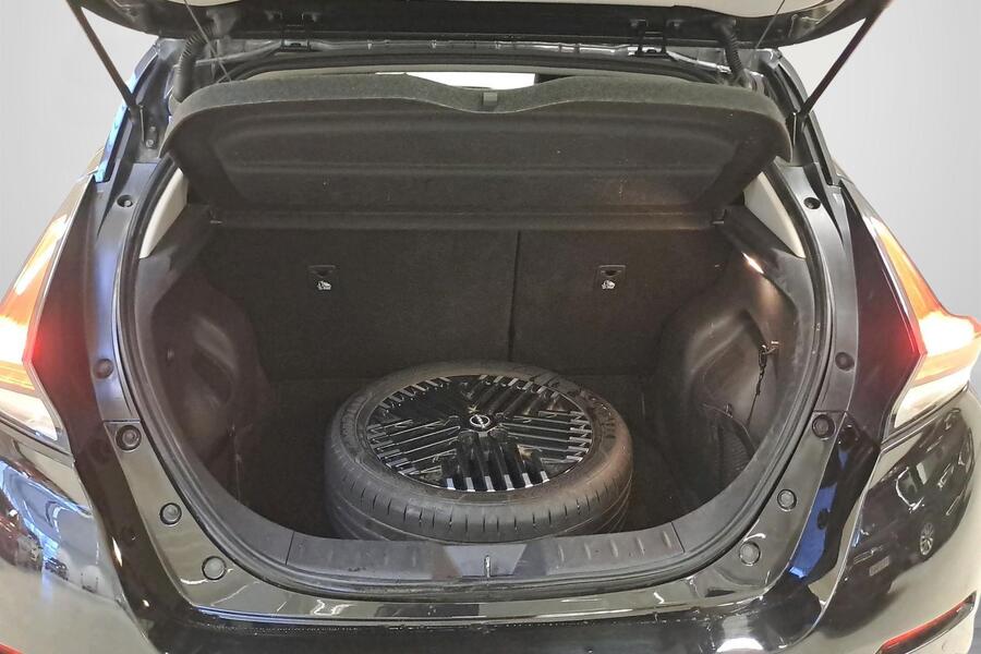 Nissan Leaf vaihtoauto