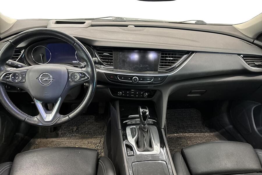 Opel Insignia vaihtoauto