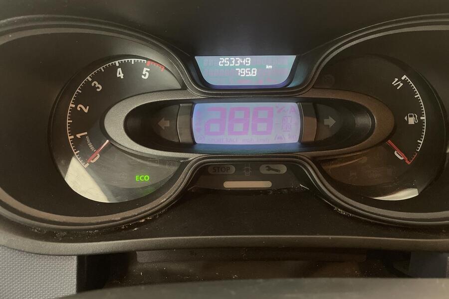 Opel Vivaro vaihtoauto