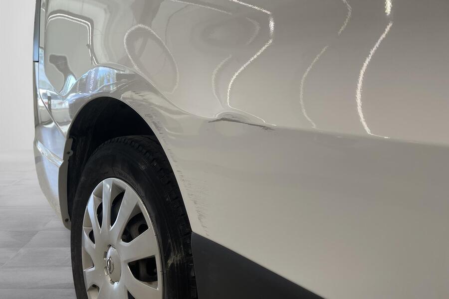 Opel Vivaro vaihtoauto