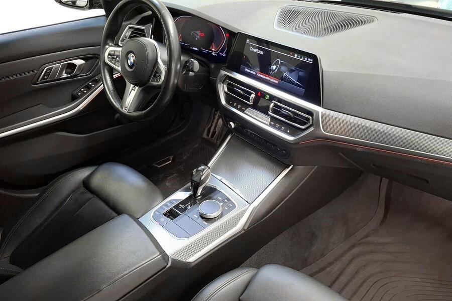 BMW 320 vaihtoauto