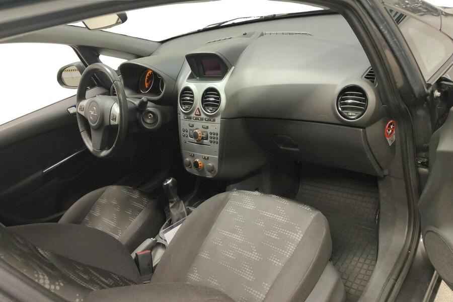 Opel Corsa vaihtoauto