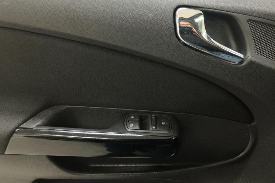 Opel Corsa vaihtoauto