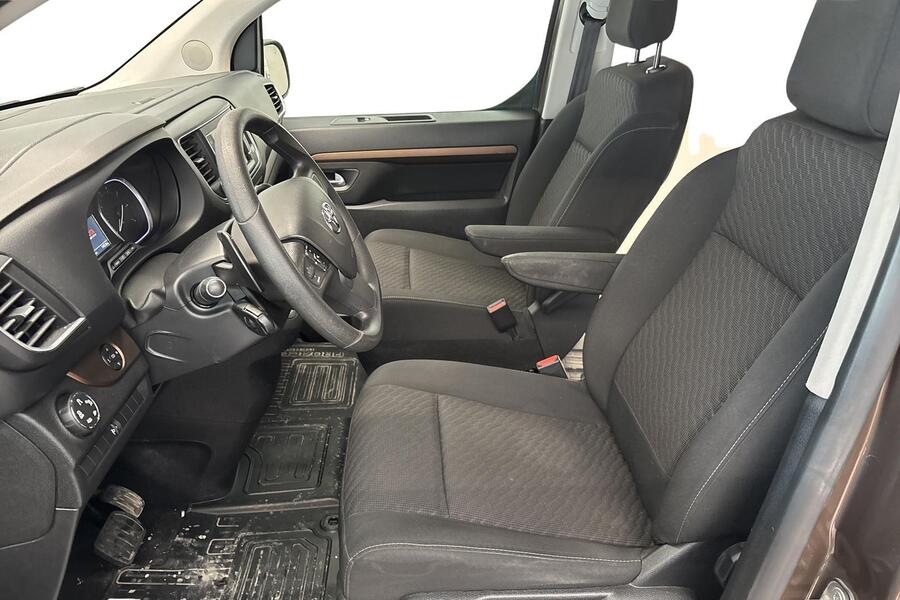 Toyota Proace Verso vaihtoauto