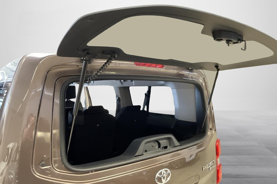 Toyota Proace Verso vaihtoauto