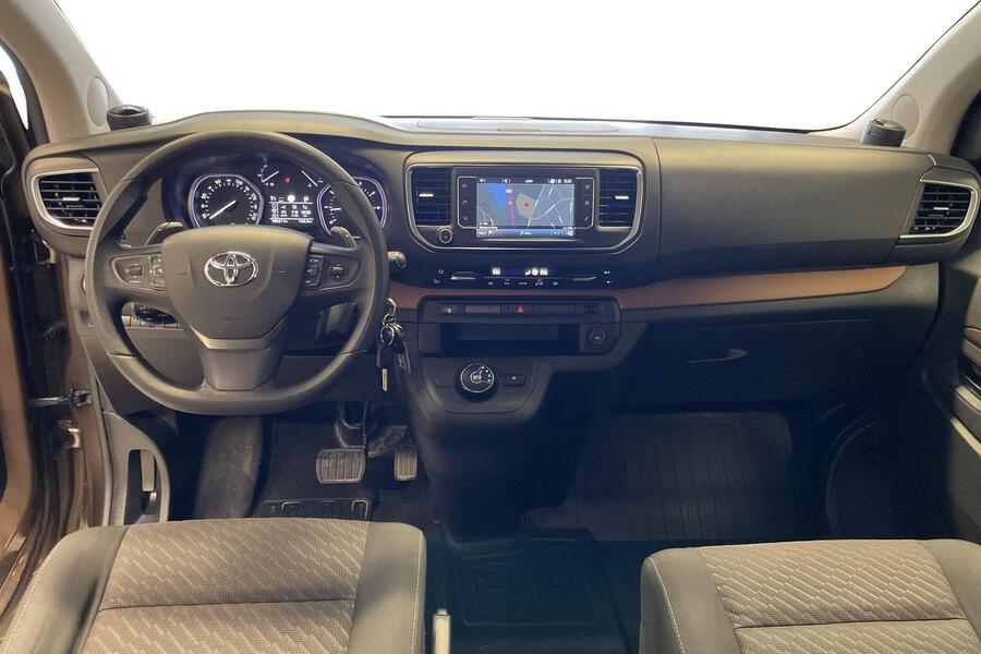 Toyota Proace Verso vaihtoauto