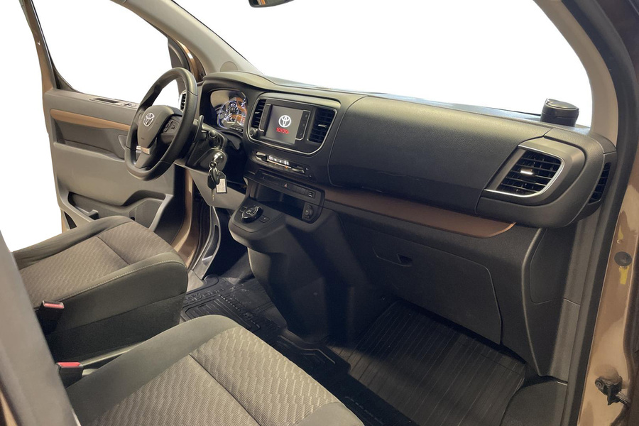 Toyota Proace Verso vaihtoauto