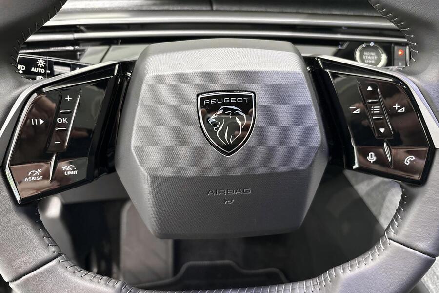 Peugeot E-3008 vaihtoauto