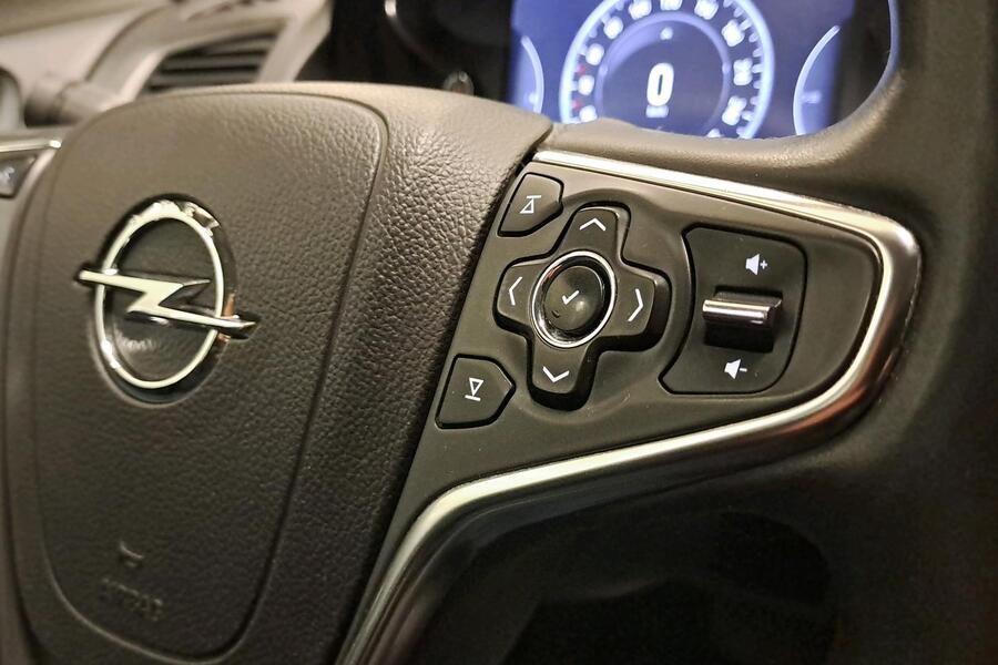 Opel Insignia vaihtoauto