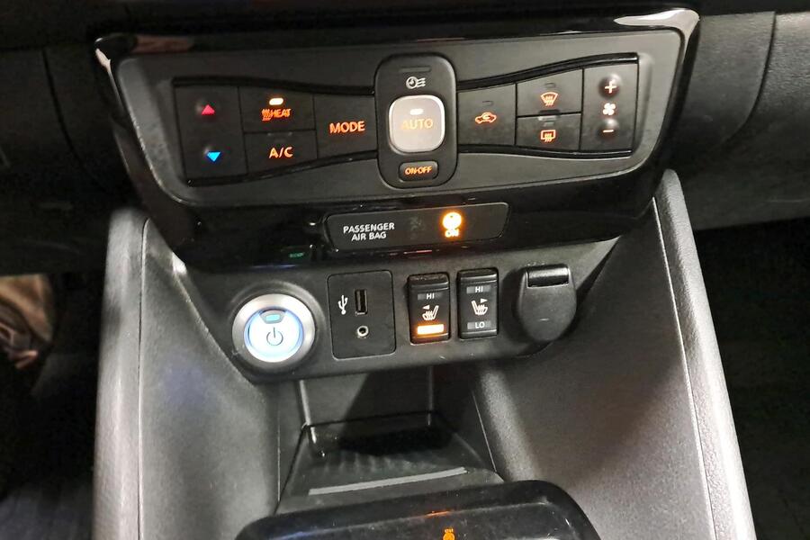 Nissan Leaf vaihtoauto