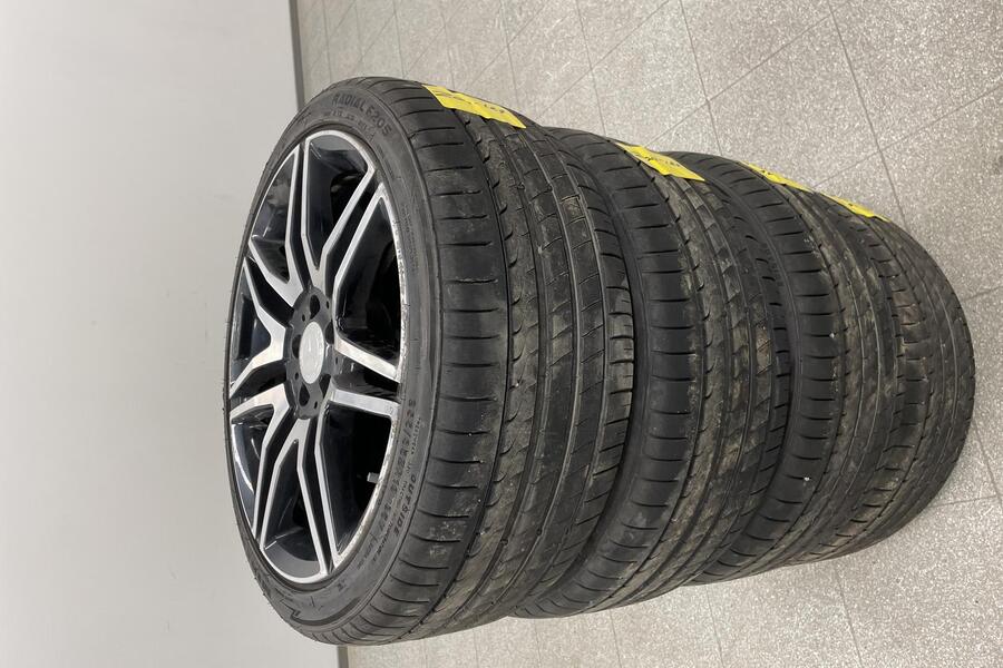 Mercedes-Benz E vaihtoauto