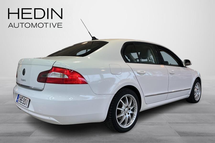 Skoda Superb vaihtoauto