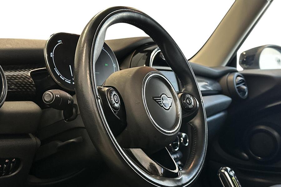 Mini Hatchback vaihtoauto