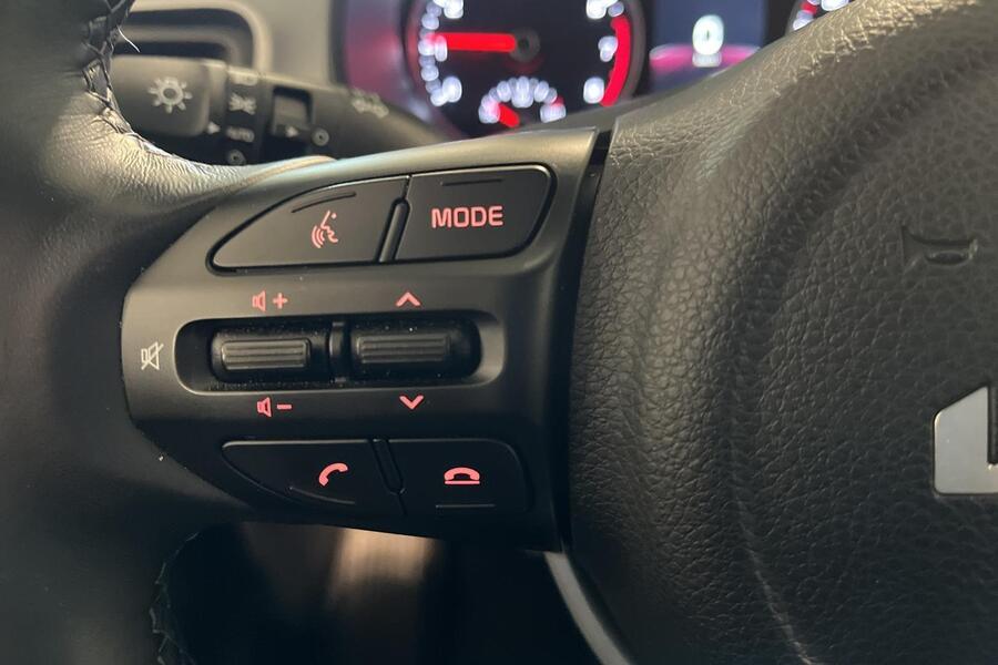 Kia Stonic vaihtoauto