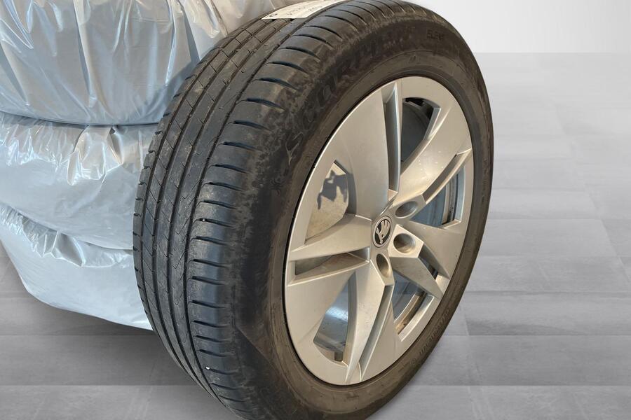 Skoda Enyaq vaihtoauto