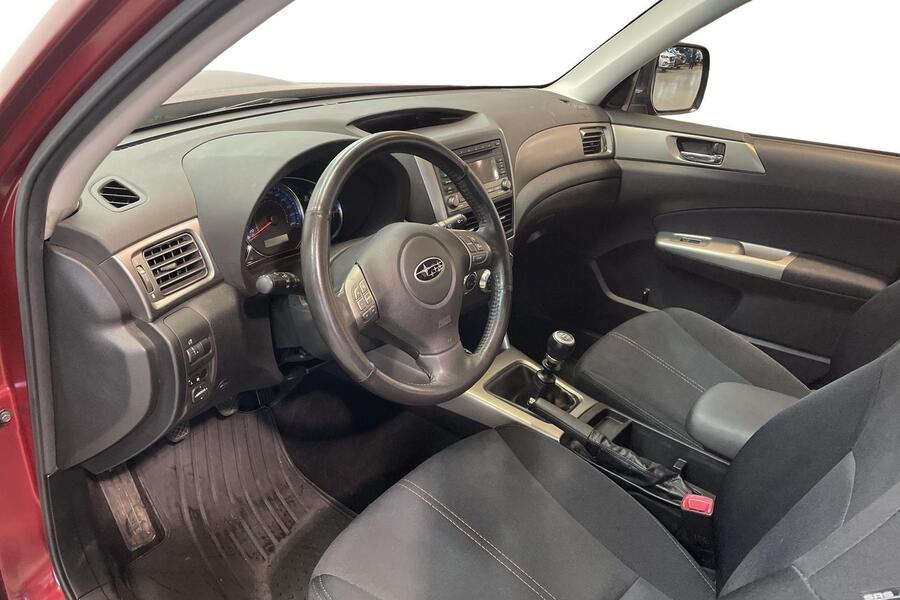 Subaru Forester vaihtoauto