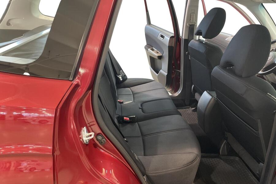 Subaru Forester vaihtoauto