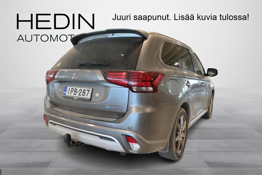 Mitsubishi Outlander PHEV vaihtoauto