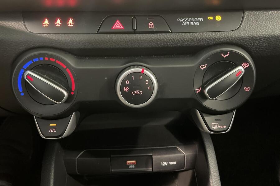 Kia Stonic vaihtoauto