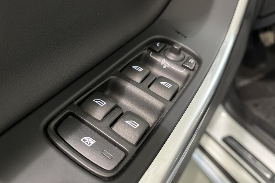 Volvo V60 Cross Country vaihtoauto