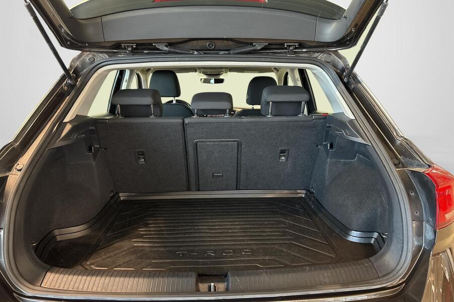 Volkswagen T-Roc vaihtoauto