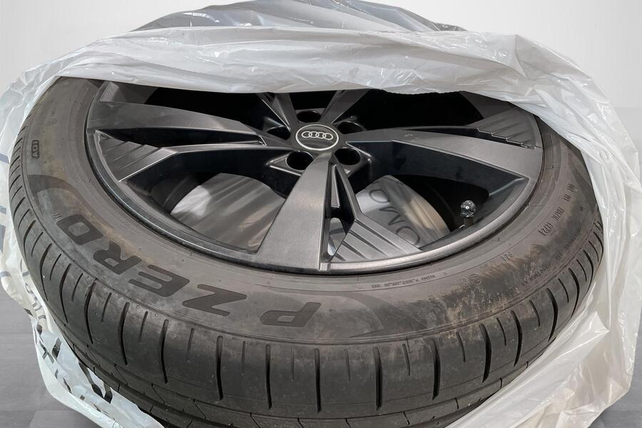 Audi e-tron vaihtoauto