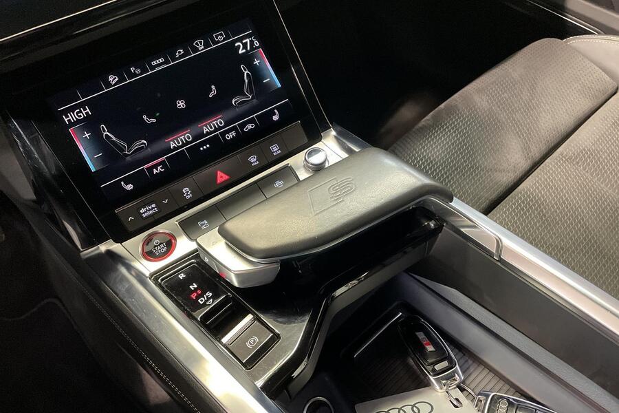 Audi e-tron vaihtoauto