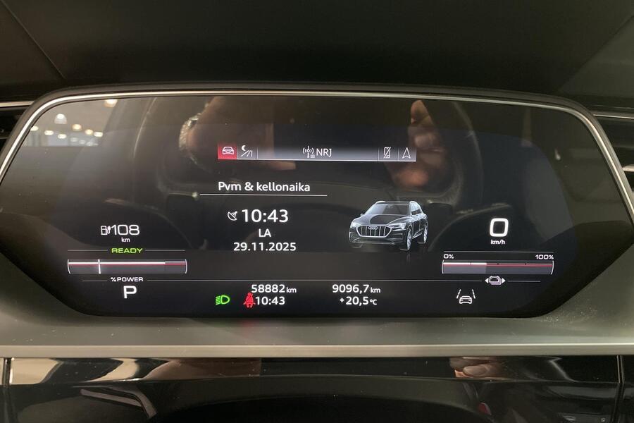 Audi e-tron vaihtoauto