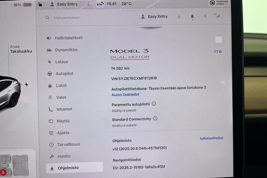 Tesla Model 3 vaihtoauto