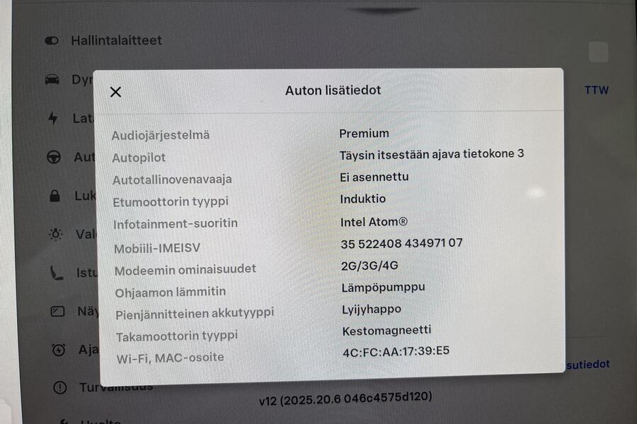 Tesla Model 3 vaihtoauto