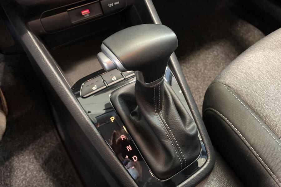 Kia Stonic vaihtoauto