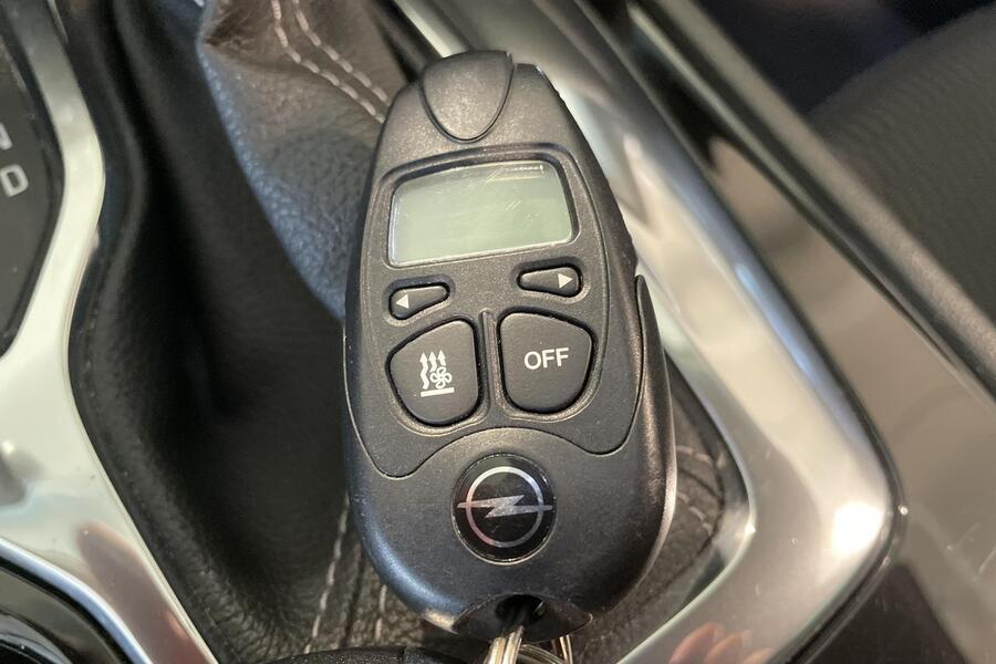 Opel Insignia vaihtoauto