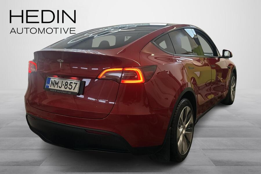 Tesla Model Y vaihtoauto