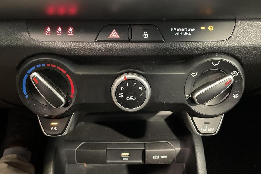 Kia Stonic vaihtoauto