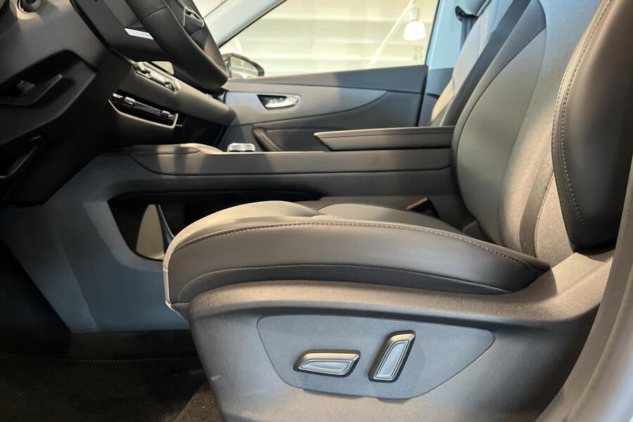 MG MGS5 EV vaihtoauto