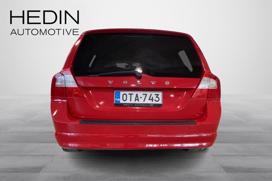 Volvo V70 vaihtoauto