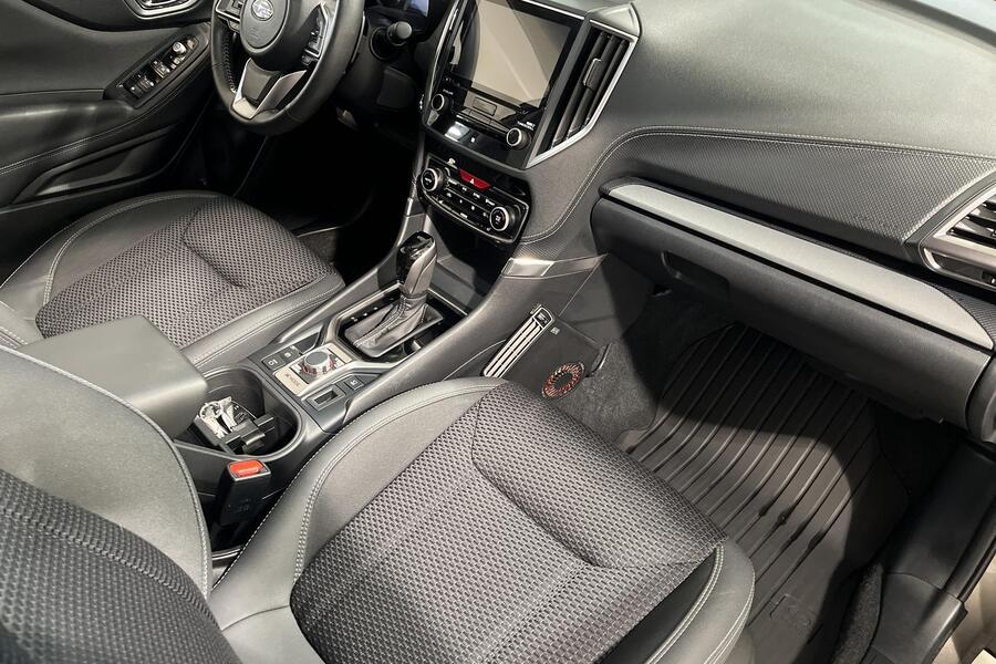 Subaru Forester vaihtoauto