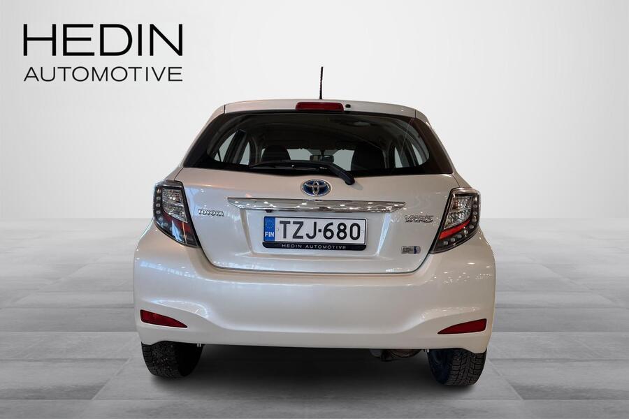 Toyota Yaris vaihtoauto