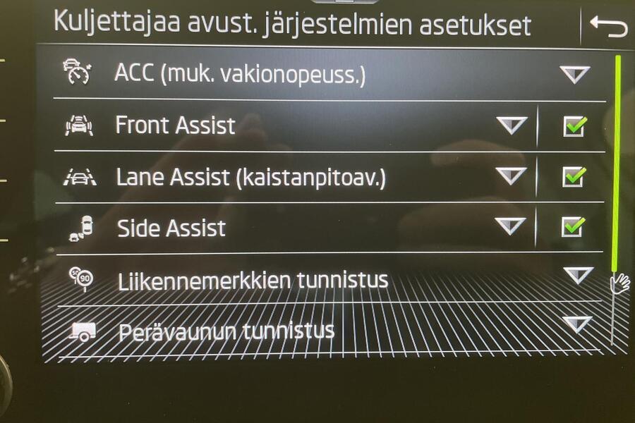 Skoda Karoq vaihtoauto