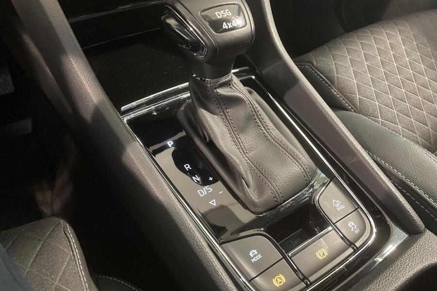 Skoda Karoq vaihtoauto