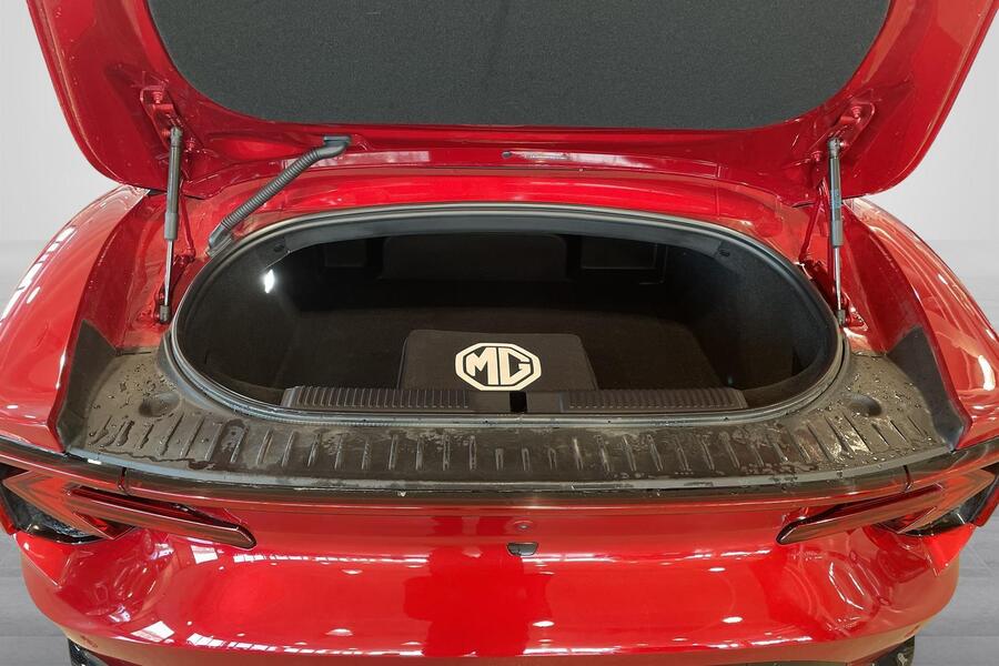 MG Cyberster vaihtoauto