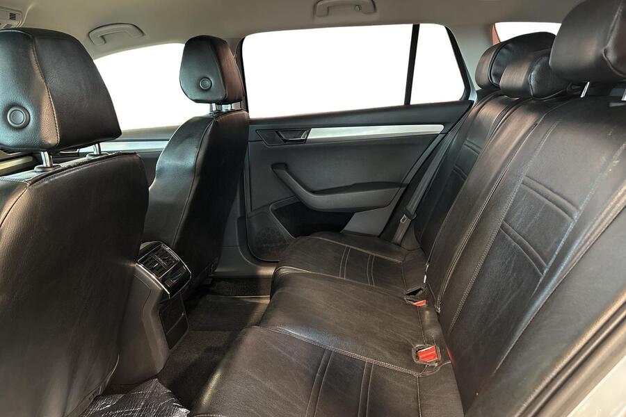 Skoda Superb vaihtoauto