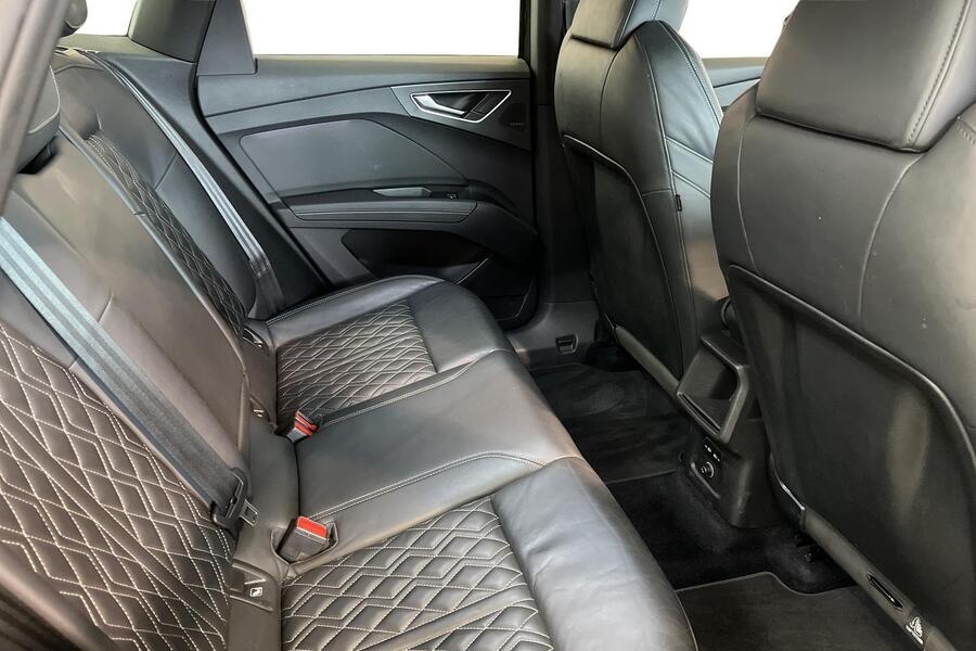 Audi Q4 e-tron vaihtoauto