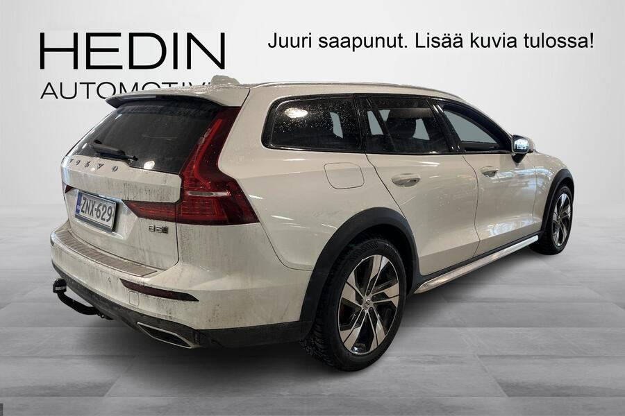 Volvo V60 Cross Country vaihtoauto