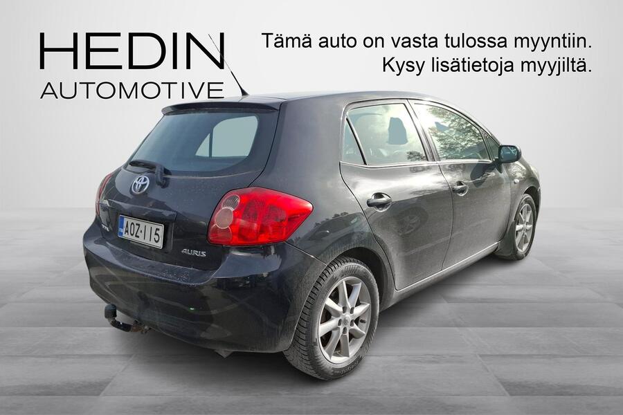 Toyota Auris vaihtoauto