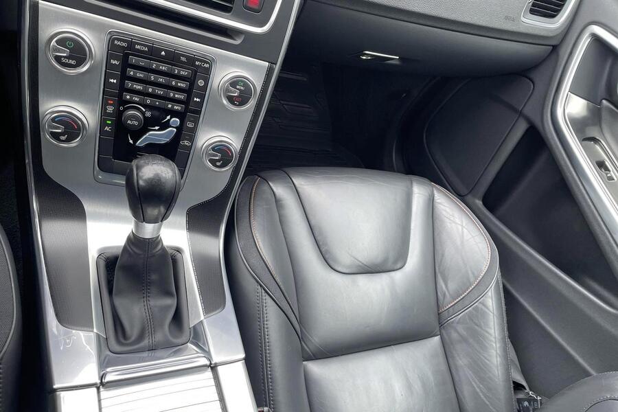 Volvo V60 vaihtoauto