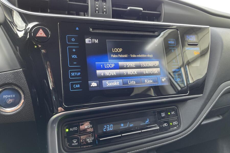 Toyota Auris vaihtoauto