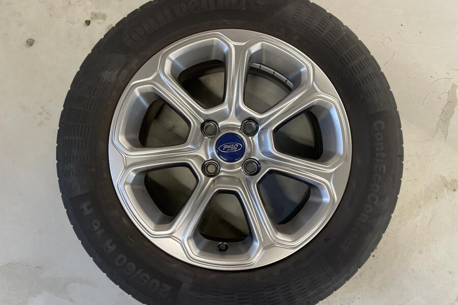 Ford Ecosport vaihtoauto