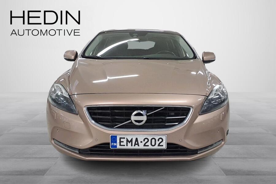 Volvo V40 vaihtoauto